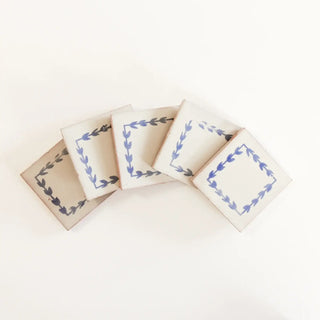 Tulip Azul 4"x4" by Tilesofezra