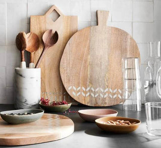 Kitchen & Dining