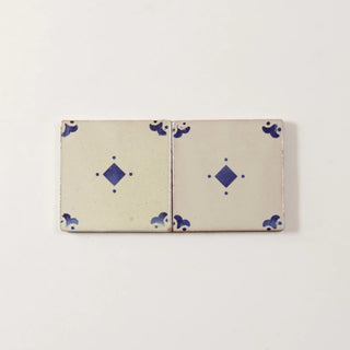 Caja Azul 4"x4" by Tilesofezra