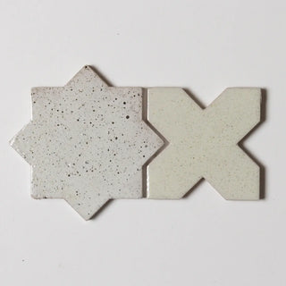 Estrela Singe 4"x4" Star & Cross Tile by Tilesofezra